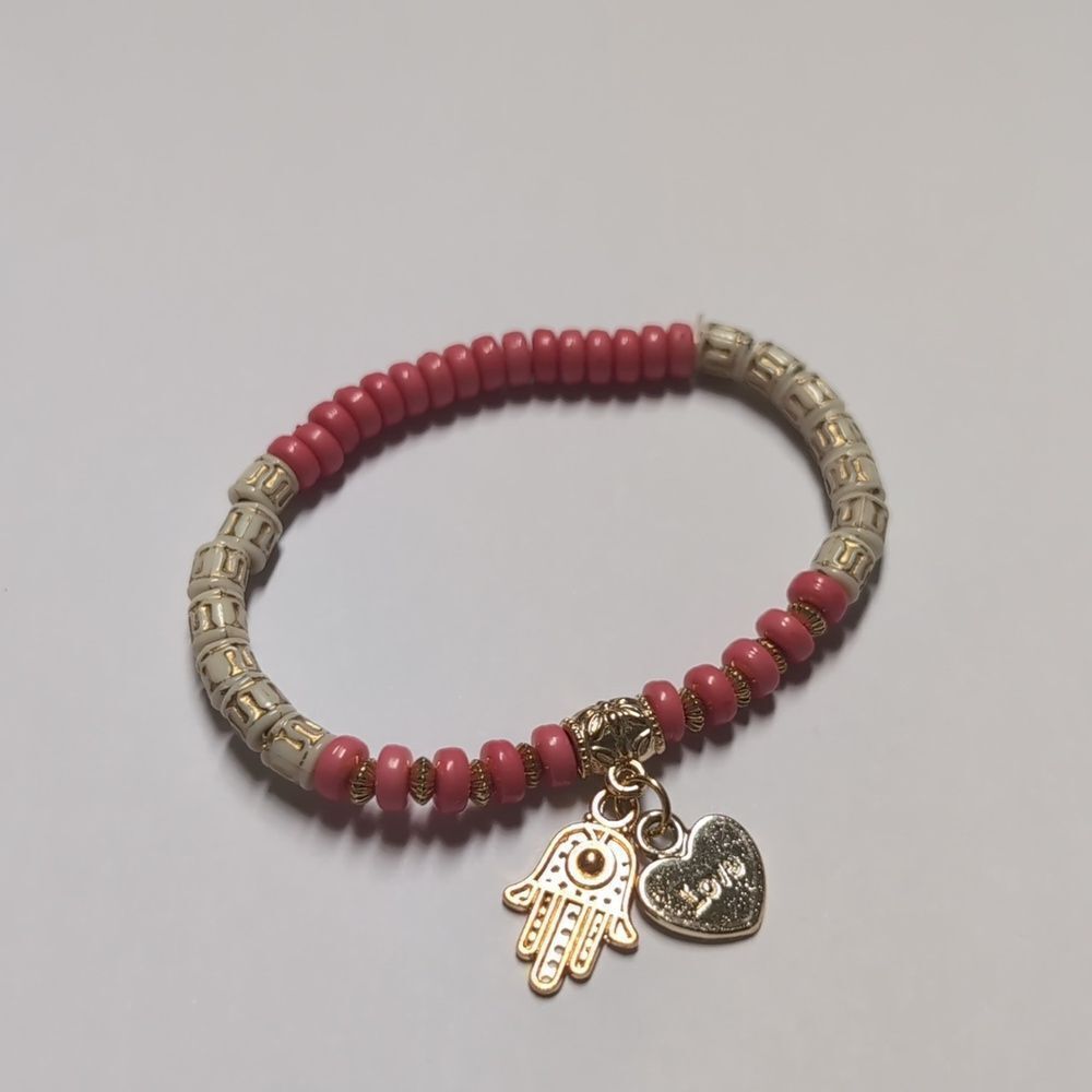 118 Gold Cream and Pink Beaded Stretch Bracelet with Heart and‎ Hasma Hand Charm
